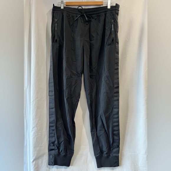 Athleta x Allyson Felix Black Legend Track Pants - Picture 3 of 9